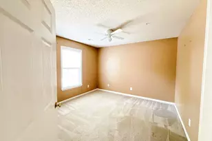 3694 Cotswold Ave, Greensboro, NC 27410 - Photo 12