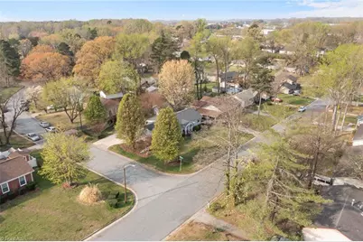 2501 Laramie Drive, Greensboro, NC 27406 - Photo 6