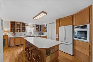 2501 Laramie Dr, Greensboro, NC 27406 - Photo 16