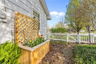 2501 Laramie Dr, Greensboro, NC 27406 - Photo 40