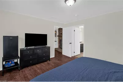 4508 Schoolway Drive, Greensboro, NC 27406 - Photo 16