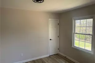 1719 Carolina St, High Point, NC 27265 - Photo 4