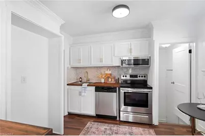 4 Elliott Drive, Thomasville, NC 27360 - Photo 12