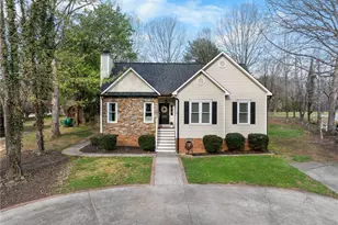 1600 Springfield Way Dr, Clemmons, NC 27012 - Photo 1