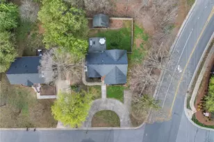 1600 Springfield Way Dr, Clemmons, NC 27012 - Photo 2