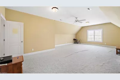 1004 Dunleigh Drive, Burlington, NC 27215 - Photo 32