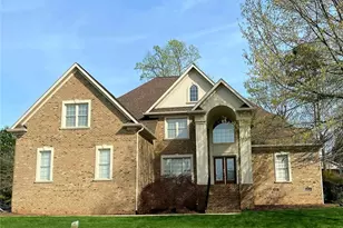 1004 Dunleigh Dr, Burlington, NC 27215 - Photo 1