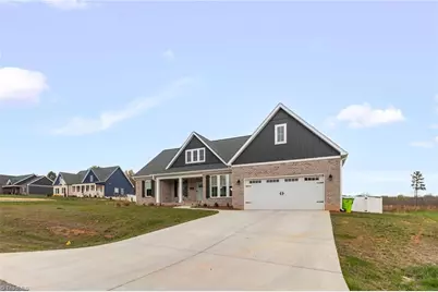 333 Wynnfall Drive, Lexington, NC 27295 - Photo 2