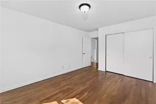 3547 Cherry Ln, Greensboro, NC 27405 - Photo 10