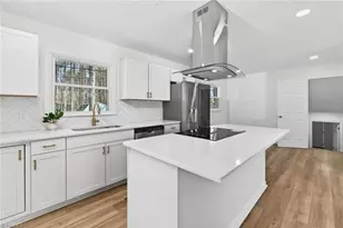 3547 Cherry Ln, Greensboro, NC 27405 - Photo 8