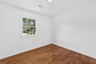 3547 Cherry Ln, Greensboro, NC 27405 - Photo 16