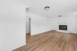 3547 Cherry Ln, Greensboro, NC 27405 - Photo 18