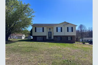 1233 Kentland Drive, King, NC 27021 - Photo 2