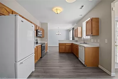 6064 Parkside Circle, Winston-Salem, NC 27107 - Photo 12