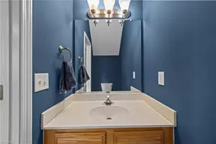 6064 Parkside Cir, Winston-Salem, NC 27107 - Photo 8