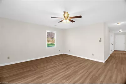 606 Rock Garden Circle, Winston-Salem, NC 27104 - Photo 10