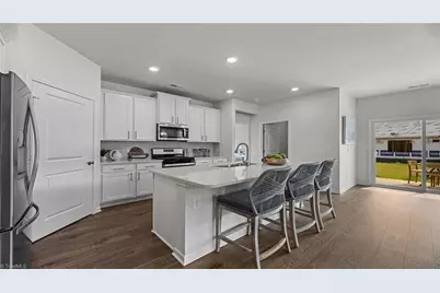 302 Sefton Drive, Jamestown, NC 27282 - Photo 4