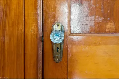 1940 Robinhood Road, Winston-Salem, NC 27104 - Photo 10