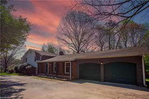 1703 Lazy Ln, High Point, NC 27265 - Photo 4