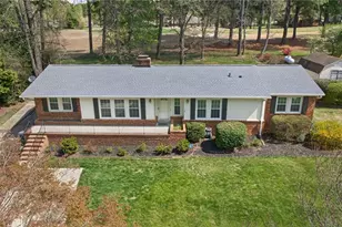 4707 Ramblewood Dr, Greensboro, NC 27406 - Photo 2