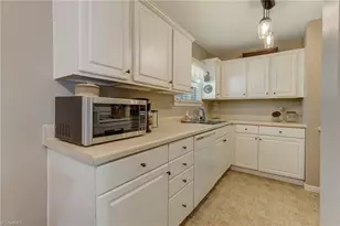 1203 Lawson St, Eden, NC 27288 - Photo 10