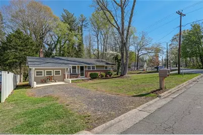 1203 Lawson Street, Eden, NC 27288 - Photo 2