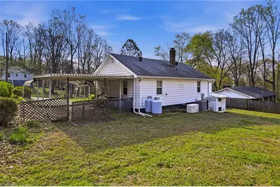 404 Meadowview Drive, Winston-Salem, NC 27107 - Photo 26