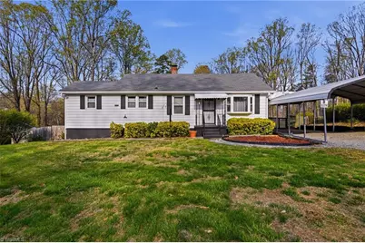 404 Meadowview Drive, Winston-Salem, NC 27107 - Photo 2