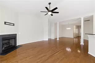 5905 Laurel Creek Ct, Greensboro, NC 27405 - Photo 14