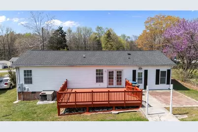 301 Cloverdale Drive, Archdale, NC 27263 - Photo 26