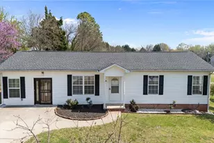 301 Cloverdale Dr, Archdale, NC 27263 - Photo 1