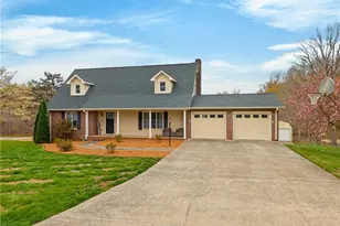 8388 Coachman Ln, Rural Hall, NC 27045 - Photo 2