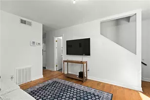 338 Crafton St, Winston-Salem, NC 27103 - Photo 6