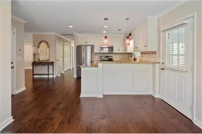 260 S Boyles Street, Pilot Mountain, NC 27041 - Photo 18