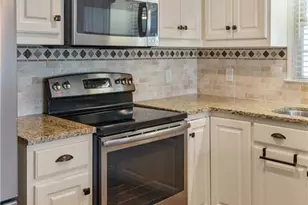 260 S Boyles St, Pilot Mountain, NC 27041 - Photo 12