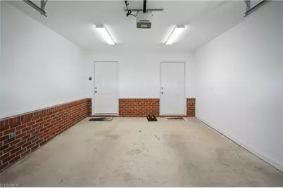 260 S Boyles Street, Pilot Mountain, NC 27041 - Photo 34