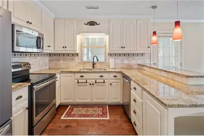 260 S Boyles Street, Pilot Mountain, NC 27041 - Photo 10