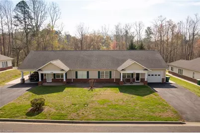 260 S Boyles Street, Pilot Mountain, NC 27041 - Photo 36