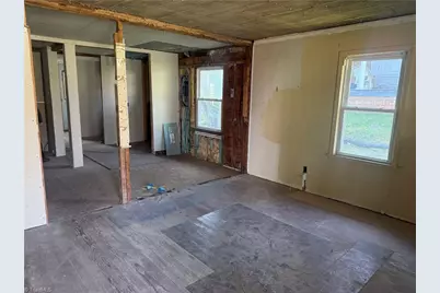 213 W Decatur Street, Madison, NC 27025 - Photo 18