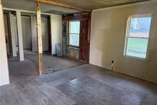 213 W Decatur St, Madison, NC 27025 - Photo 18