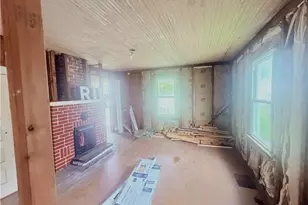 213 W Decatur St, Madison, NC 27025 - Photo 32