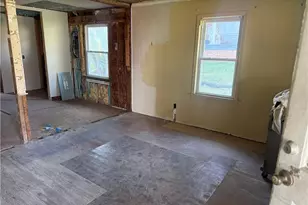 213 W Decatur St, Madison, NC 27025 - Photo 14