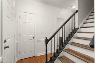 3922 Pondfield Ct, Greensboro, NC 27410 - Photo 6