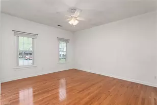 3922 Pondfield Ct, Greensboro, NC 27410 - Photo 18