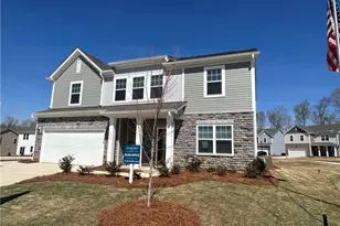 399 Shiloh Wy, Mebane, NC 27302 - Photo 2