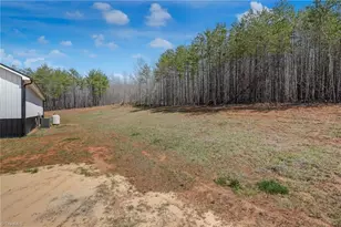 1034 Brooks Rd, Reidsville, NC 27320 - Photo 24