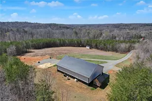 1034 Brooks Rd, Reidsville, NC 27320 - Photo 28