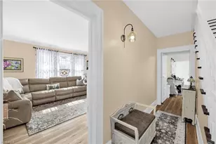 421 Chestnut St, Eden, NC 27288 - Photo 8