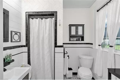 421 Chestnut Street, Eden, NC 27288 - Photo 20