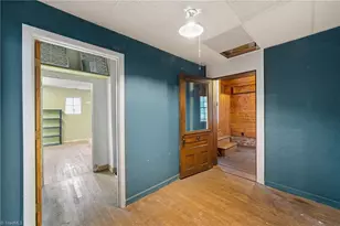 2083 Elizabeth Ave, Winston-Salem, NC 27103 - Photo 30